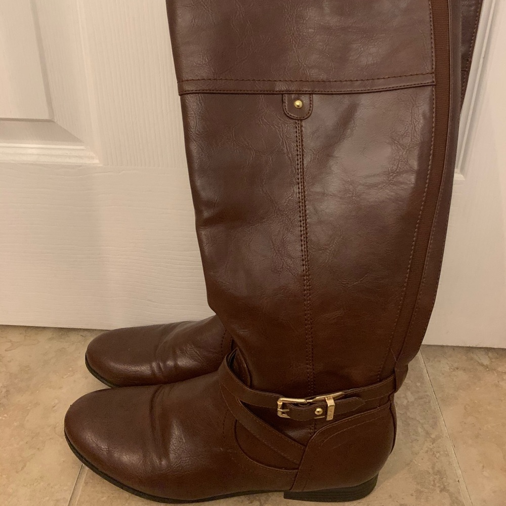 UNISA Brown Knee-high boots